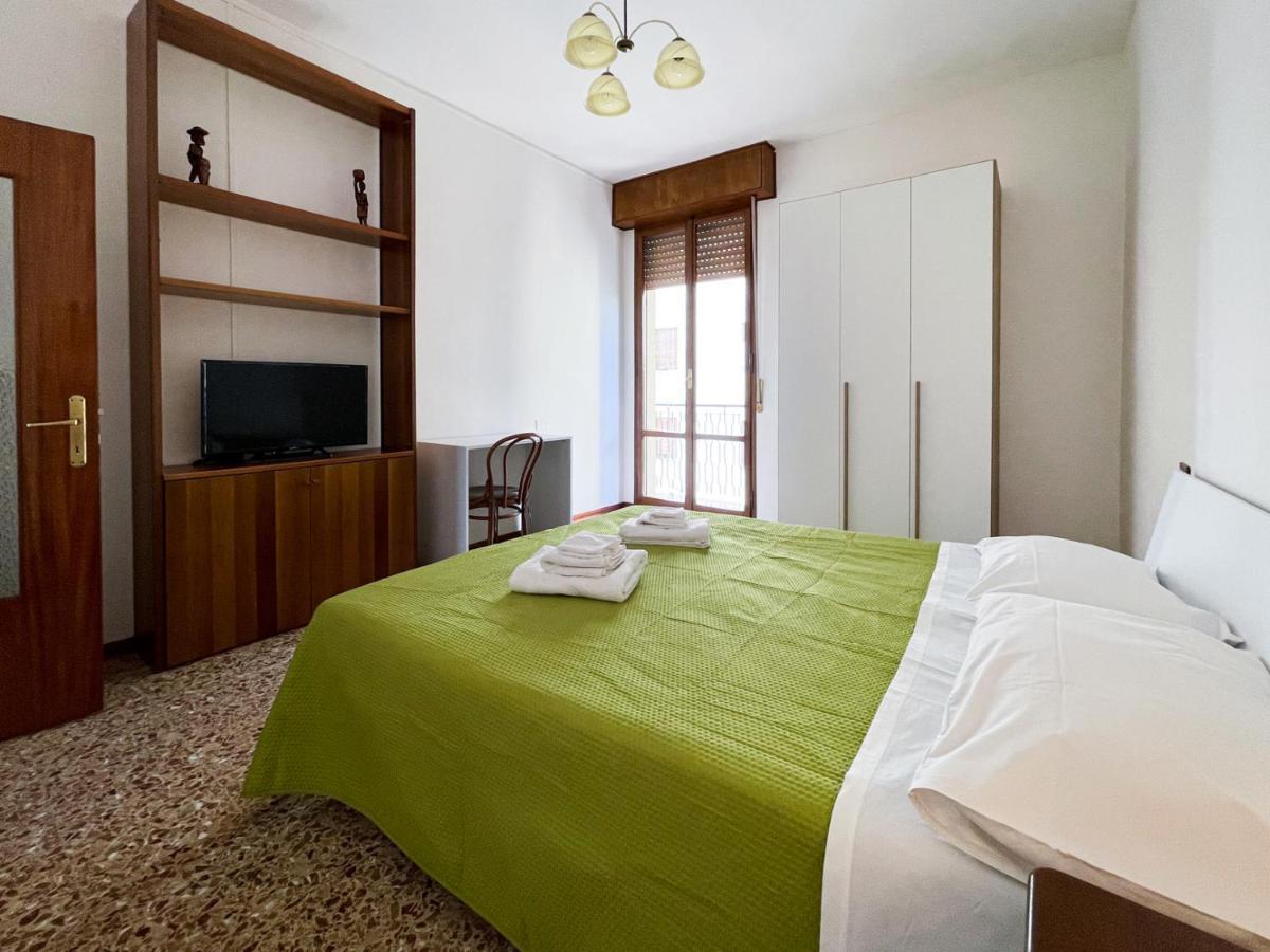 Casa Gramsci - Affitti Brevi Italia Hotel Modena Luaran gambar