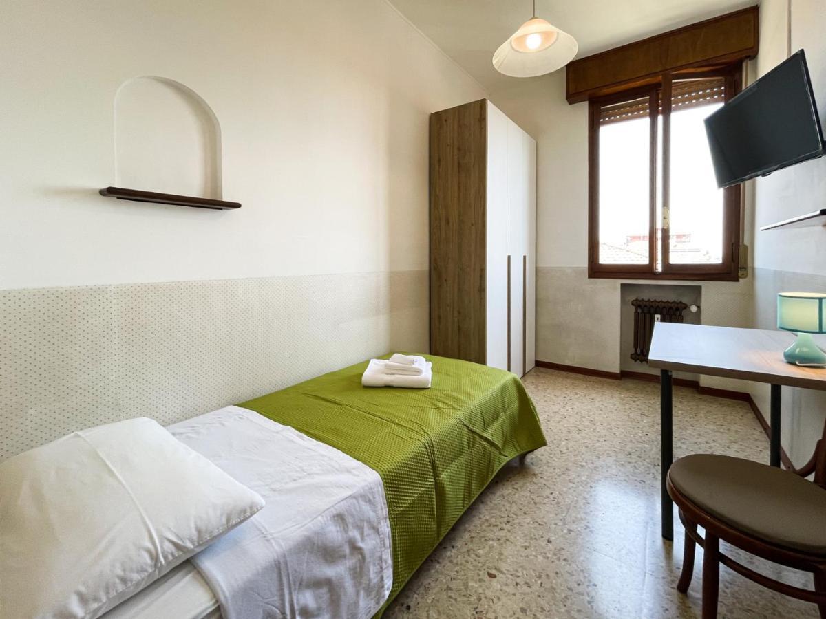 Casa Gramsci - Affitti Brevi Italia Hotel Modena Luaran gambar